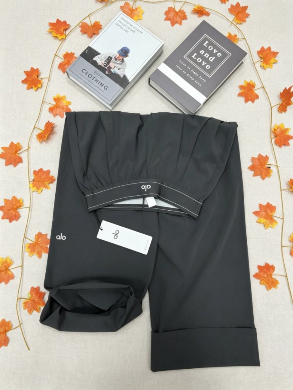 🦈NWT ALO Yoga Dark Grey Trousers Suit Up🤳Regular 30" InSeam - Picture 5 of 6